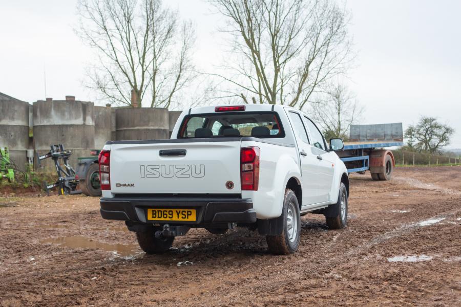  Isuzu D-Max Ultility Double Cab 2018 года  (UK) (фото 4 из 24)